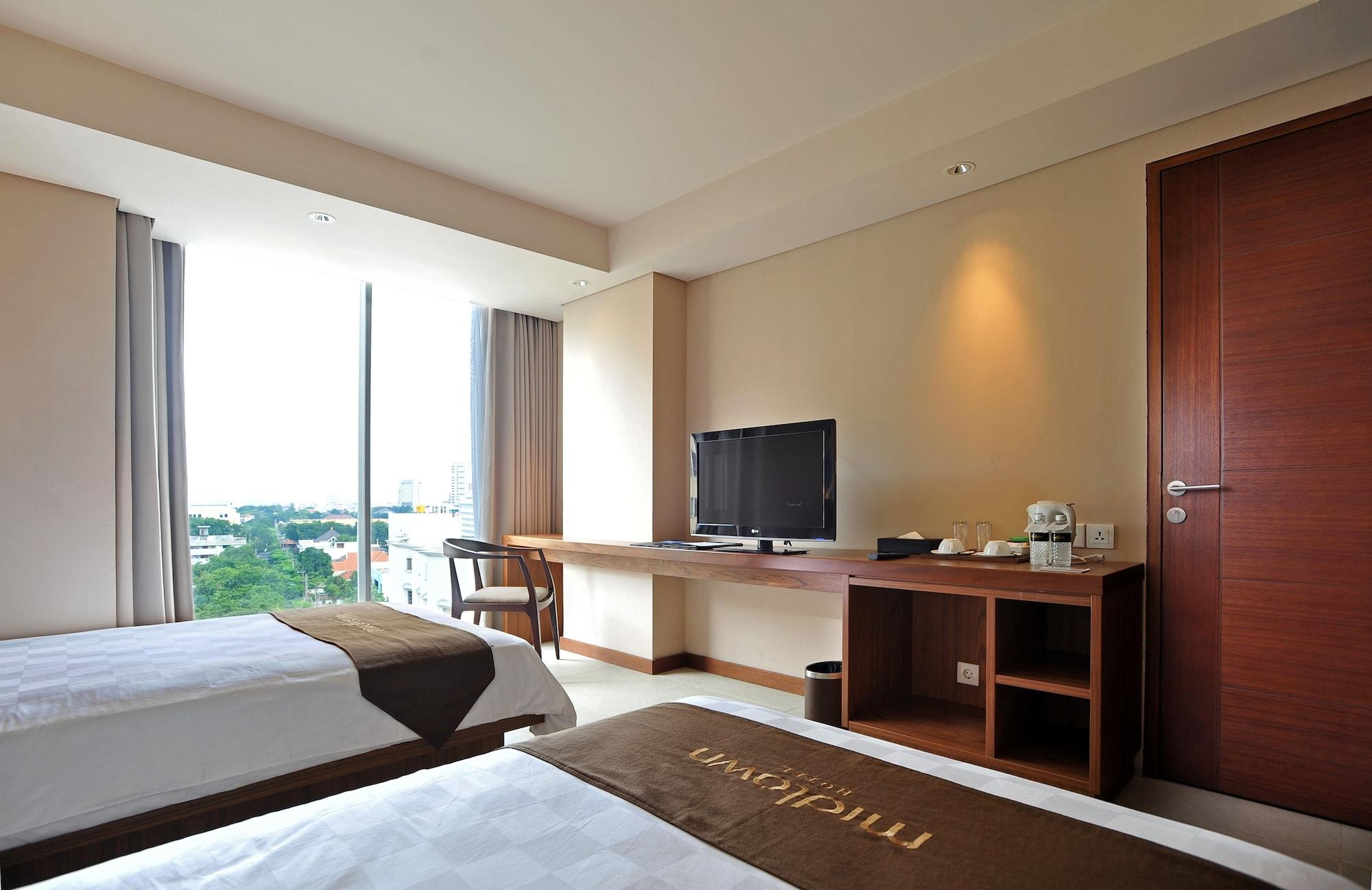 Midtown Hotel Сурабая Экстерьер фото